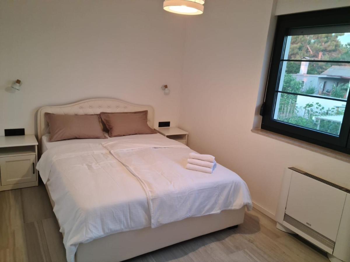 Apartment Appartments Akrapovic Vrsi